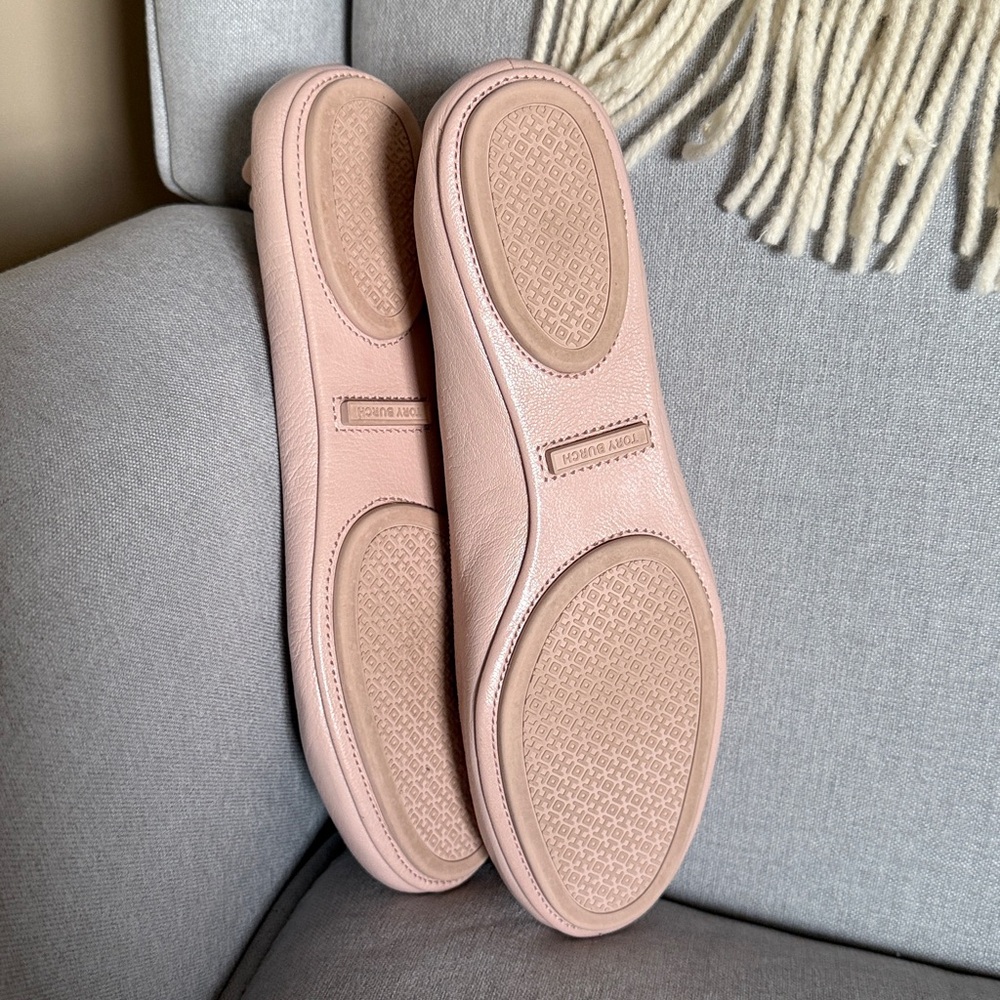 EUC Tory Burch pink ballet flats with silver crystal logo size 9 - Picture 4 of 5